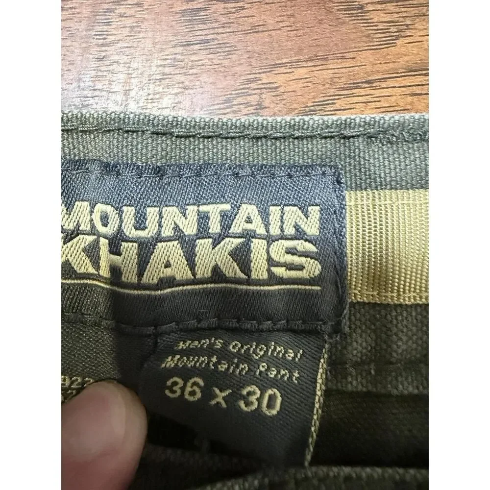 Mountain-khakis Men's Green Trousers